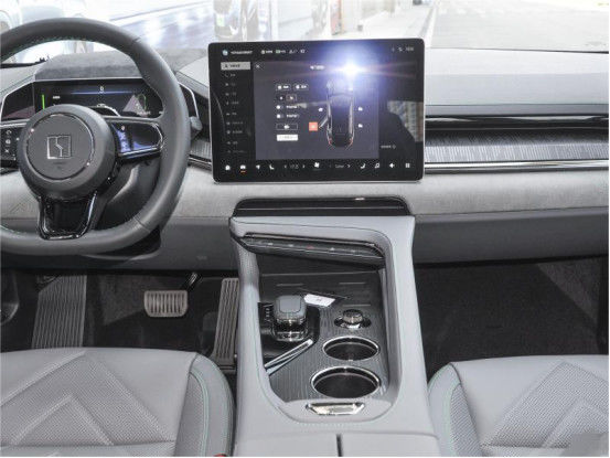 4×4 كريبتون 001 الكهربائي النقي مزدوج المحرك سيارة رياضية فاخرة 8