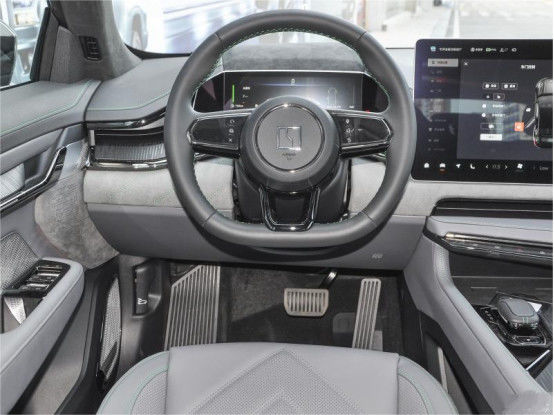4×4 كريبتون 001 الكهربائي النقي مزدوج المحرك سيارة رياضية فاخرة 7