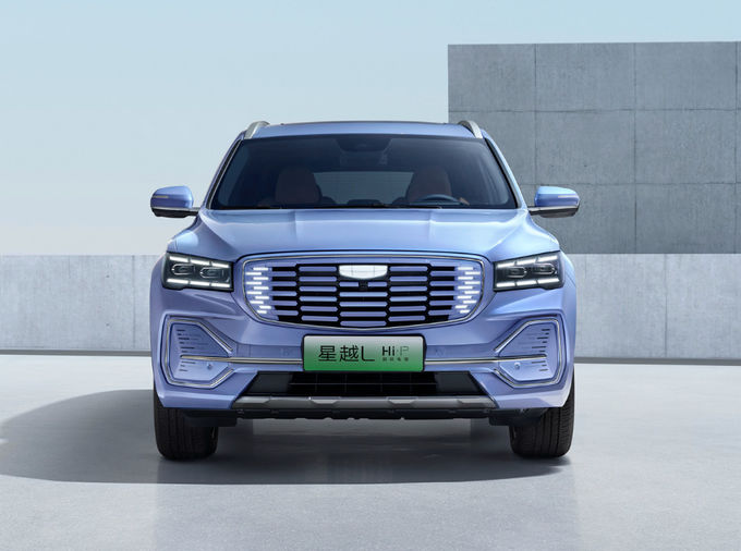 وصلة في سيارة SUV الهجينة سيارة خارج الطريق سيارات البنزين 1