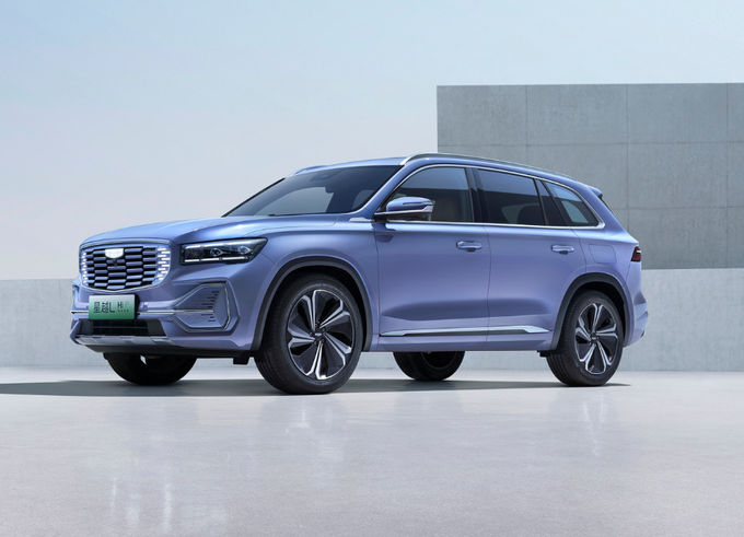 وصلة في سيارة SUV الهجينة سيارة خارج الطريق سيارات البنزين 0