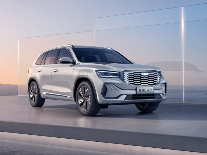 وصلة في سيارة SUV الهجينة سيارة خارج الطريق سيارات البنزين 4