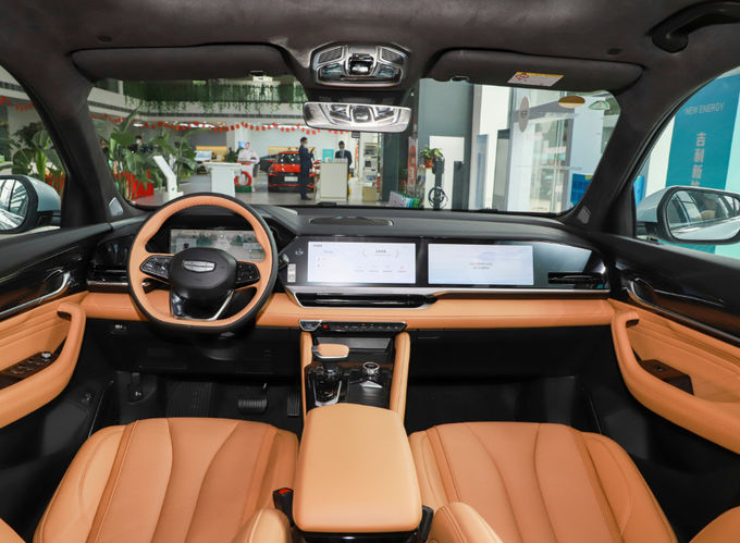 وصلة في سيارة SUV الهجينة سيارة خارج الطريق سيارات البنزين 6