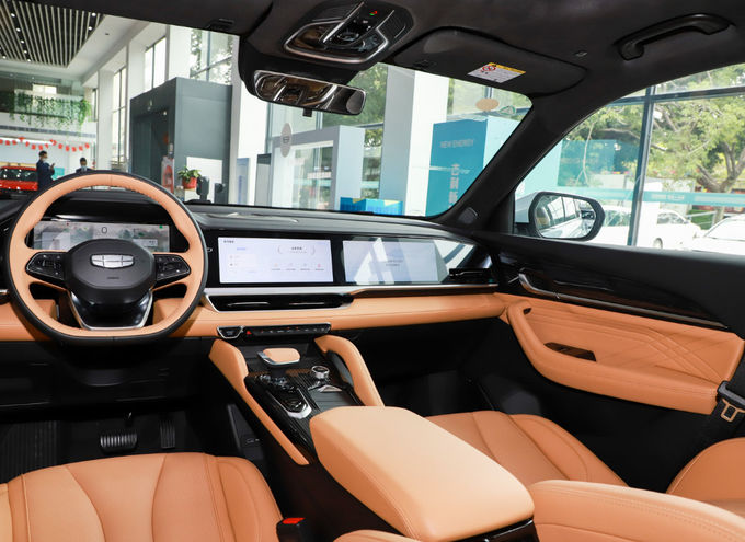 وصلة في سيارة SUV الهجينة سيارة خارج الطريق سيارات البنزين 5