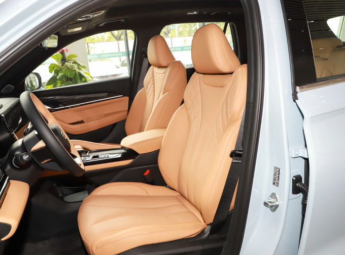 وصلة في سيارة SUV الهجينة سيارة خارج الطريق سيارات البنزين 9