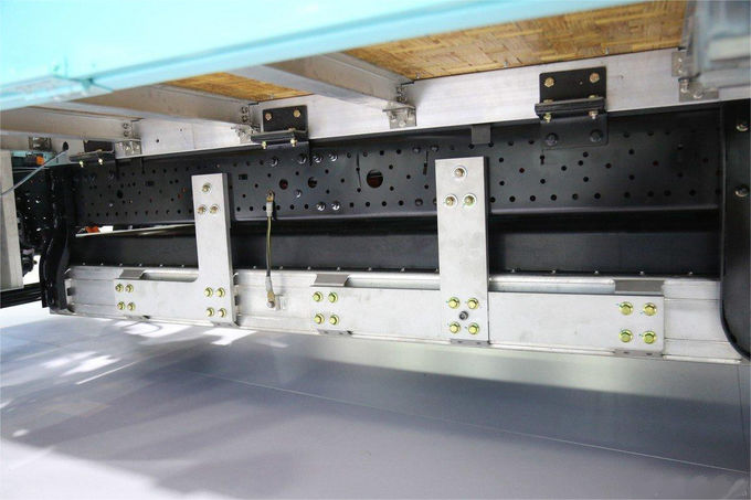 شاحنات الشحن الكهربائية " تشينغلينغ EVM600 " زرقاء شاحنة كهربائية بالكامل 5