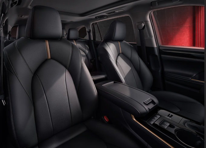 تويوتا هايلاندر SUV سيارات تعمل بالبنزين 7 مقاعد هايلاندر SUV 7