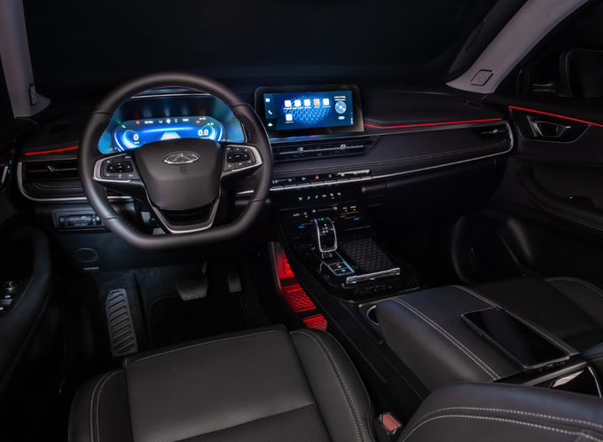تشيري تيغو 7 سيارات تعمل بالبنزين سيارة SUV حضرية تعمل بالبنزين 8