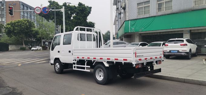 شاحنة شحن إسوزو مزدوجة الصف 5 مقاعد 2WD محرك خلفي 4 × 2 ناقل نقل ديزل يدوي 3