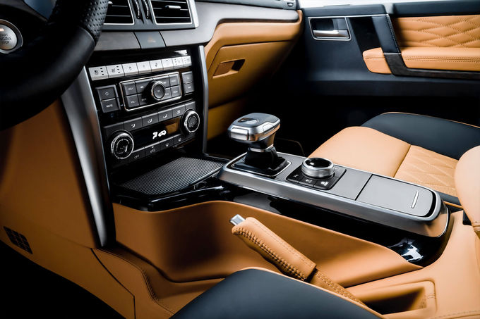 BAIC BJ80 مركبة خارج الطرق SUV البنزين 4 مقعد 4 × 4Z ناقل حركة أوتوماتيكي 9